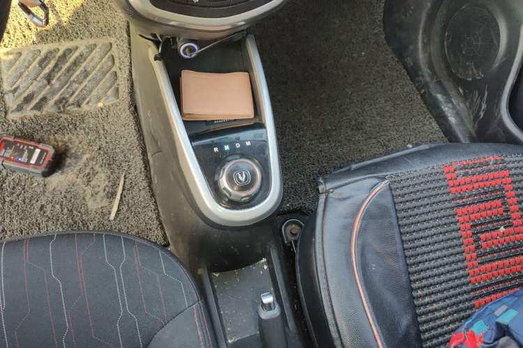 Used Changan Benni 2015 1.4L IMT Luxury Model China IV