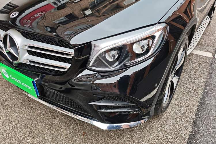 Used Mercedes-Benz GLC 2018 Refreshed GLC 300 4MATIC Dynamic Edition