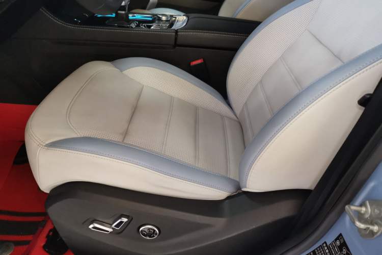 Used  BJ40 2023 2.0D Automatic Four-Wheel Drive Blade Hero Edition Adventurer Type
