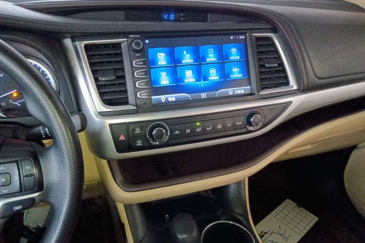 Used Toyota Highlander 2018 2.0T Two-Wheel Drive Elite Version 5 Seats China VI Standard
