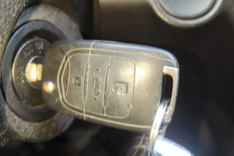 Used Wuling Hongguang S3 2018 1.5L Manual Luxury Model China V Standard
