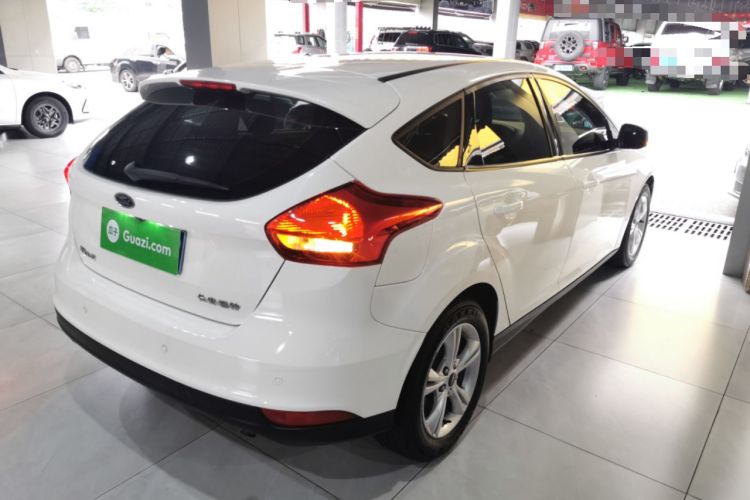 Used Ford Focus 2018 Hatchback Classic 1.6L Automatic Comfort Plus SmartDrive Edition
