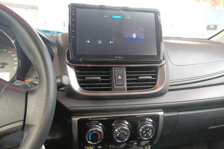 Used Toyota YARiS L 2021 1.5L CVT Leading Edition
