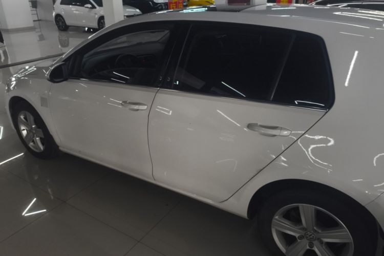 Used Volkswagen Golf 2015 1.4TSI Automatic Luxury Model
