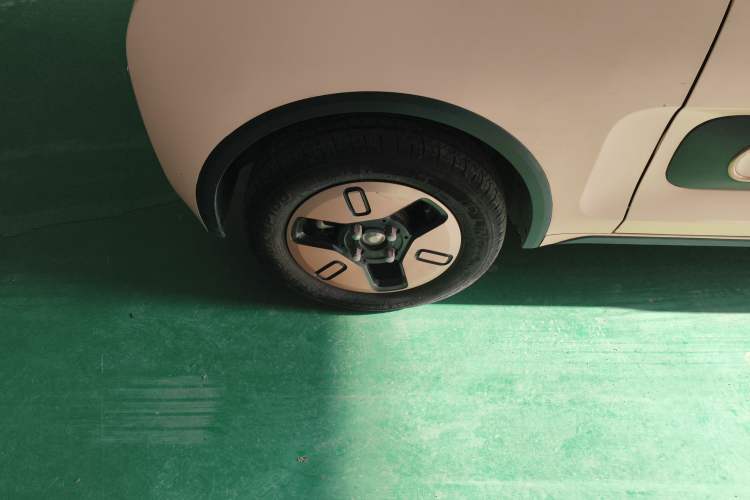 Used Baojun KiWi EV 2022 Designer Lite Edition Lithium Iron Phosphate
