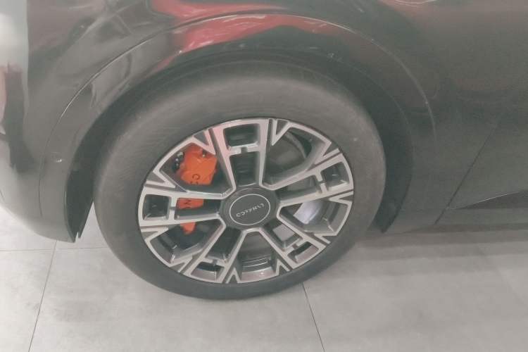 Used Lynk & Co 900 2025 1.5T Ultra
