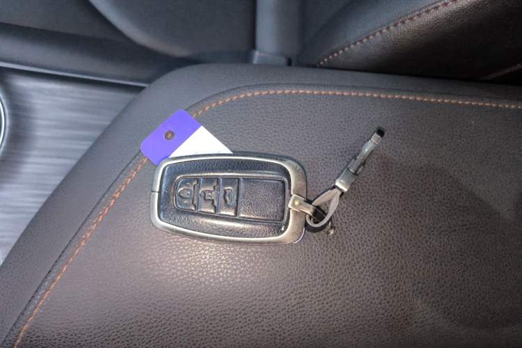 Used Toyota Camry 2021 2.0G Luxury Edition