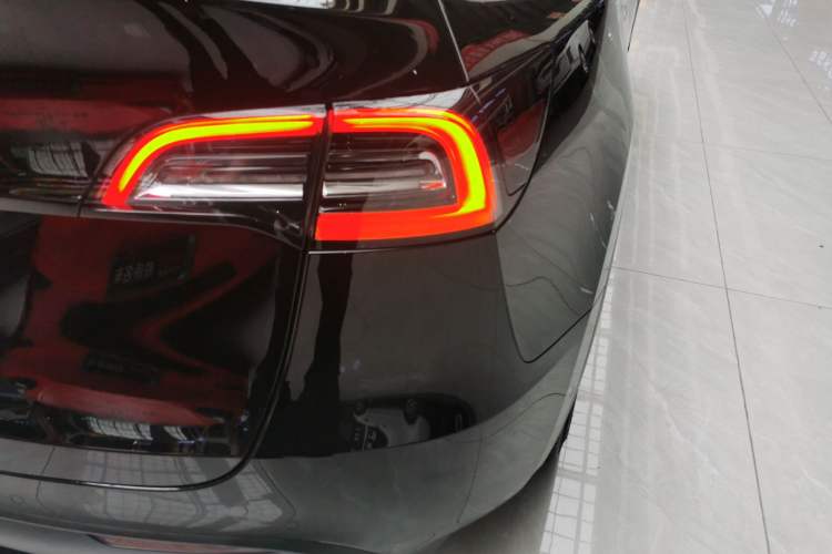 Used Tesla Model Y 2022 Rear-Wheel-Drive Version