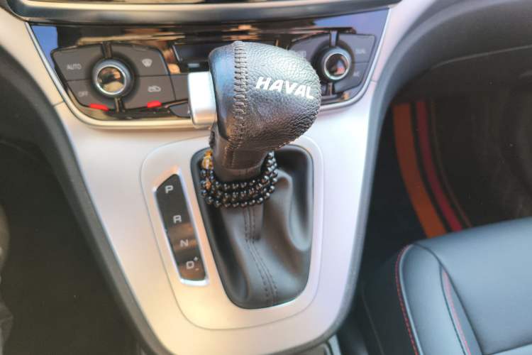 Used Haval M6 2019 1.5T DCT Two-Wheel Drive Elite Version China VI Standard