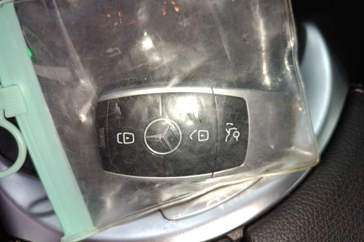 Used Mercedes-Benz C-Class 2017 Facelift C 200 L Sport Edition