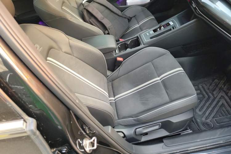 Used Volkswagen Golf 2021 280TSI DSG R-Line
