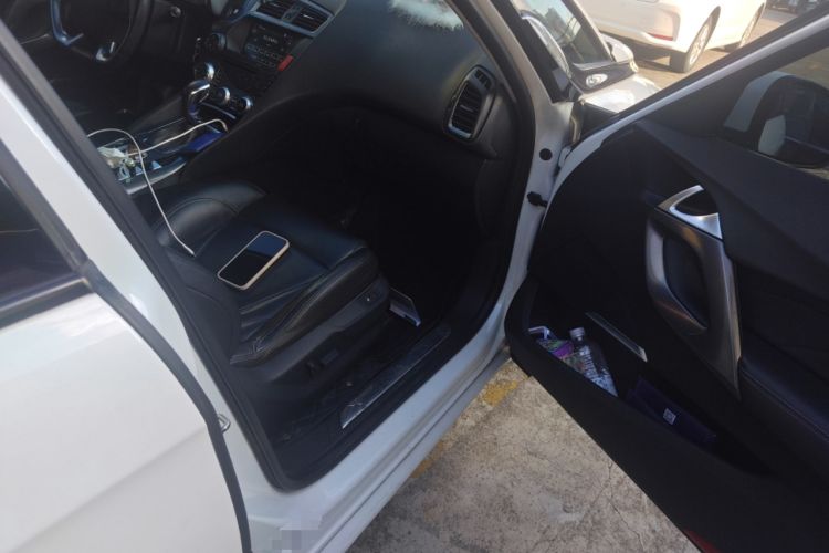 Used  5 2014 1.6T Luxury Edition THP160
