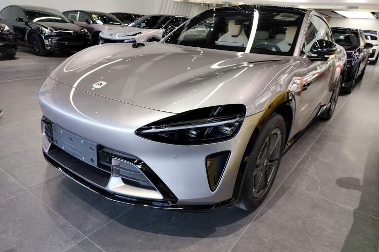 Used  YU7 2025 Ultra-Long Range Rear-Wheel Drive Version
