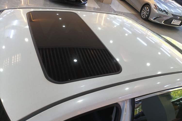 Used Toyota Camry 2013 2.0G Comfort Edition
