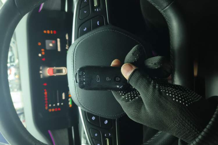 Used Hima AITO M5 2022 Range-Extended Rear-Drive Standard Version
