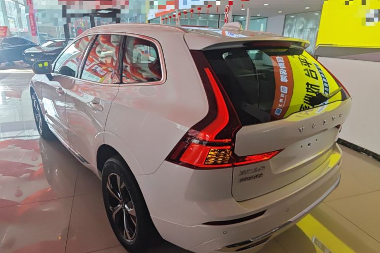 Used Volvo XC60 2026 B5 4x4 Smart Luxury Edition