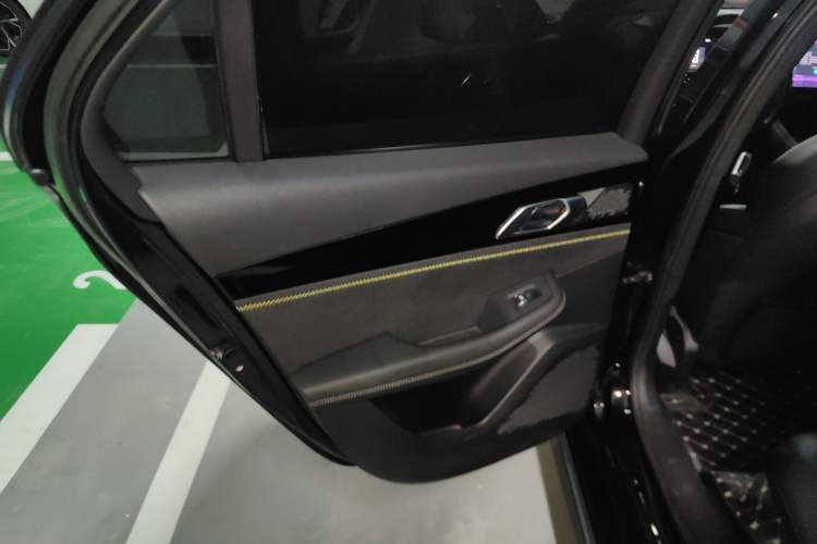 Used Lynk & Co 03 2023 1.5TD DCT JingPro
