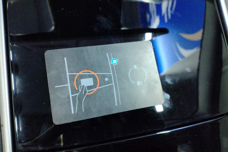 Used Tesla Model 3 2019 Standard Range Rear-Drive Upgraded Version
