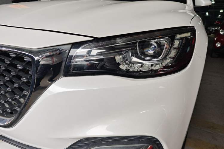 Used MG HS 2019 30T Automatic 2WD Trophy Supreme Edition China VI Standard
