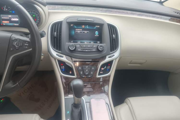 Used Buick LaCrosse 2013 2.4L SIDI Leading Comfort Version
