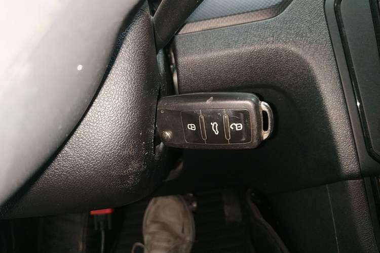 Used Volkswagen Jetta 2017 1.5L Automatic Fashion Model