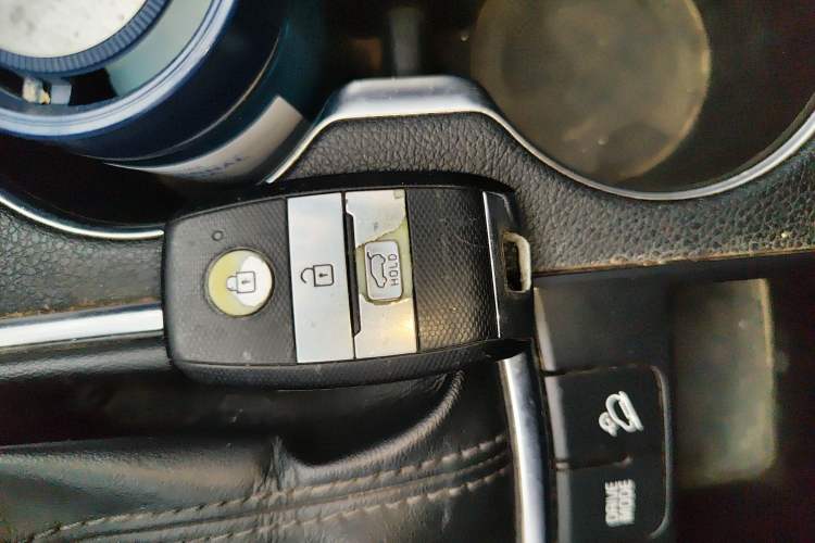 Used Kia KX5 2016 1.6T Automatic Two-Wheel Drive DLX