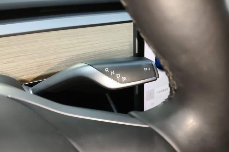 Used Tesla Model 3 2019 Long-Range Rear-Wheel-Drive Version
