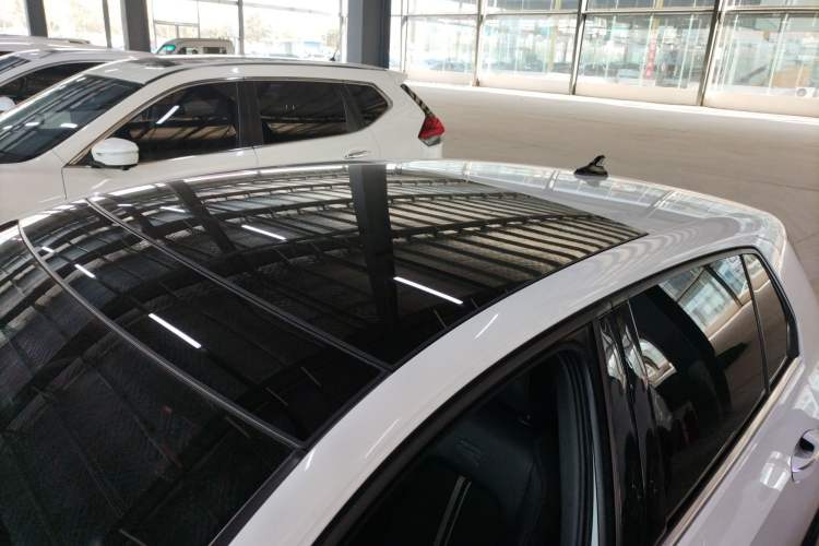 Used Volkswagen Golf 2021 280TSI DSG R-Line
