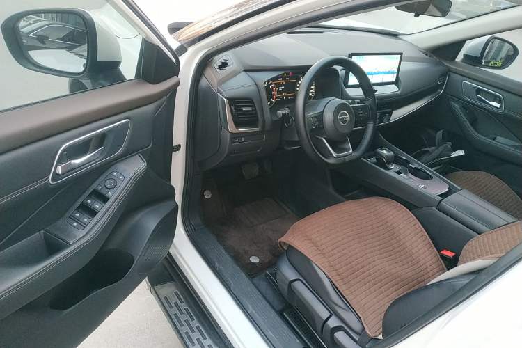 Used Nissan X-Trail 2021 VC-Turbo 300 CVT 2WD Comfort Edition
