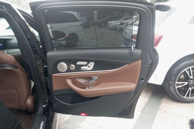 Used Mercedes-Benz E-Class 2022 Revised Version E 300 L Sport Luxury Edition
