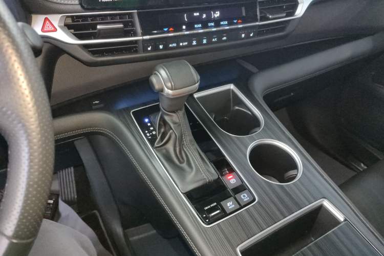 Used Toyota Sienna 2021 2.5L Hybrid Premium Edition
