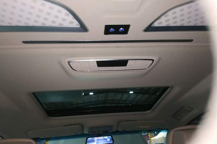 Used Buick GL8 2020 ES Land Cruiser 653T Comfort Edition
