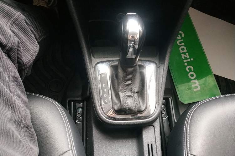 Used Volkswagen Jetta 2015 Value Edition 1.6L Automatic Comfort Version
