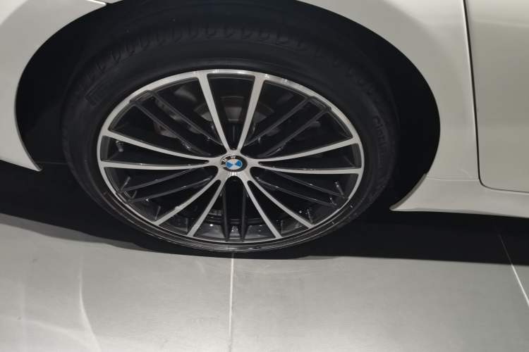 Used BMW 5 Series 2022 Restyled 530Li Leading Edition M Sport Package