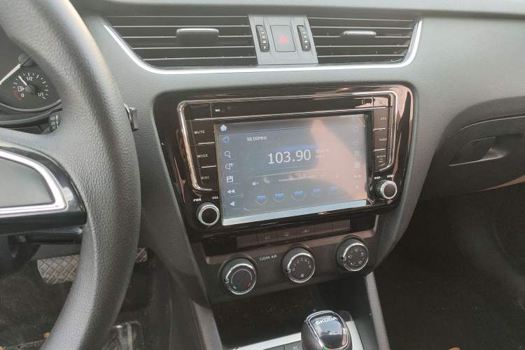 Used Skoda Octavia 2017 1.6L Automatic Chuanxing Edition