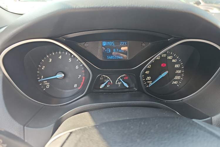 Used Ford Focus 2012 Sedan 1.6L Automatic Fashion Edition