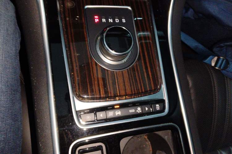 Used Jaguar XFL 2018 XFL 3.0 SC 340 PS Luxury Edition
