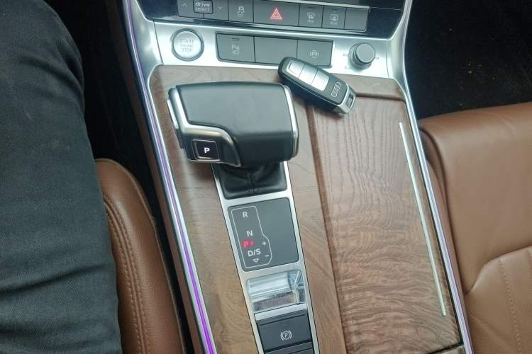 Used Audi A6L 2019 40 TFSI Luxury Prestige Edition
