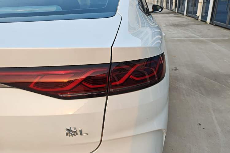 Used BYD Qin L 2024 DM-i 120KM Beyond Model
