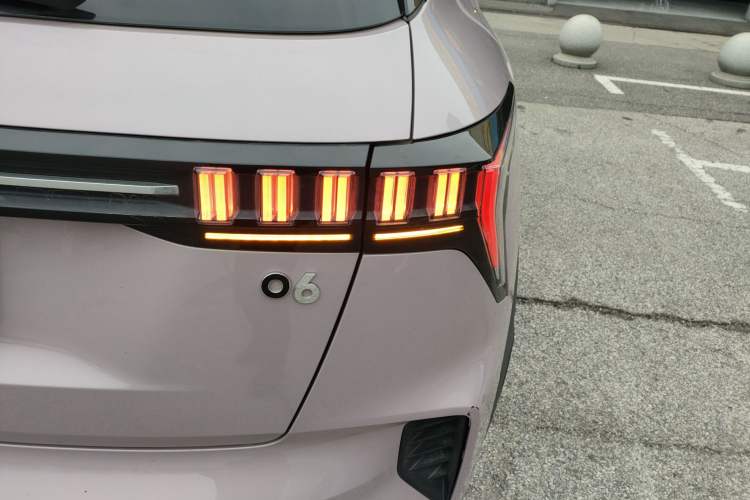 Used Lynk & Co 06 2023 Remix 1.5T Shero