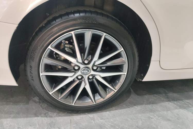 Used Toyota Camry 2021 2.5G Luxury Edition
