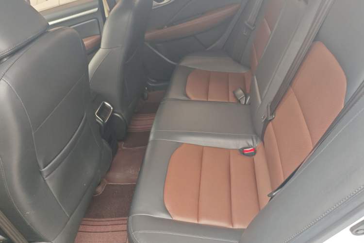 Used Geely Auto Vision 2019 Upgraded Model 1.5L CVT Luxury Version China VI Standard
