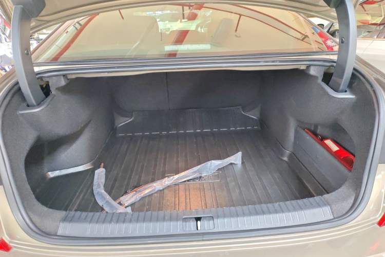 Used Volkswagen Passat 2019 330TSI Luxury Edition China V Standard
