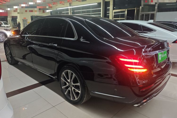 Used Mercedes-Benz E-Class 2019 E 260 L
