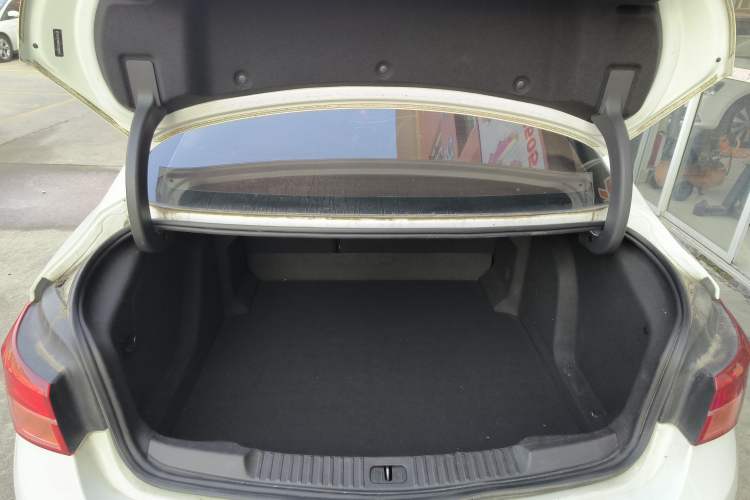 Used Buick Verano 2015 Sedan 20T Dual-Clutch Leading Model
