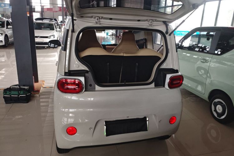 Used Wuling Hongguang MINIEV 2024 3rd Generation 215km Advanced Version
