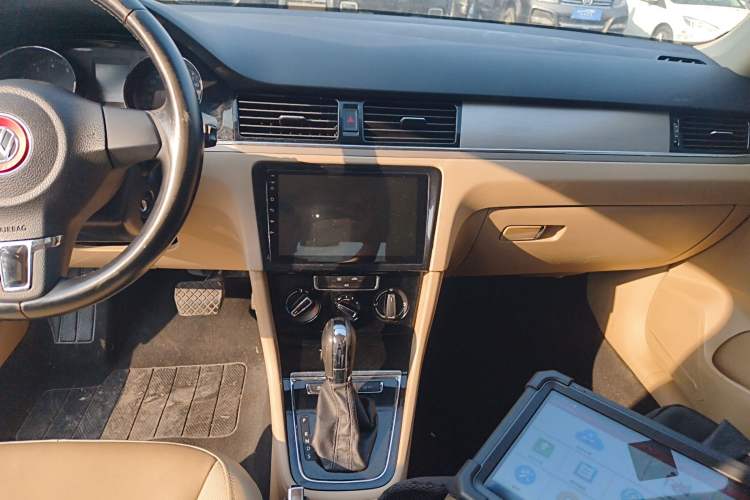 Used Volkswagen Bora 2014 1.6L Automatic Comfort Model
