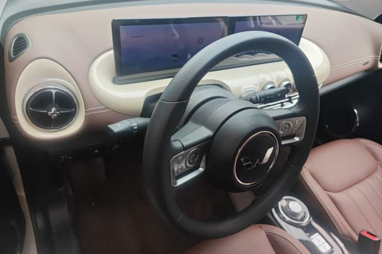 Used Wuling Bingo 2023 410 km Lingxi Deluxe Edition
