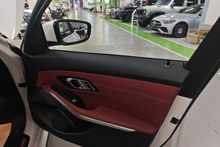 Used BMW i3 2024 eDrive 35 L