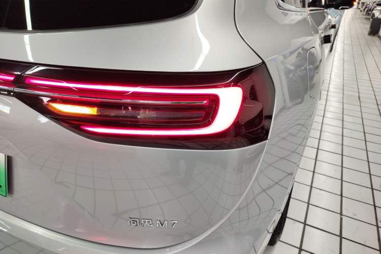 Used Hima AITO M7 2024 1.5T Rear-Drive Plus Version 5 Seats